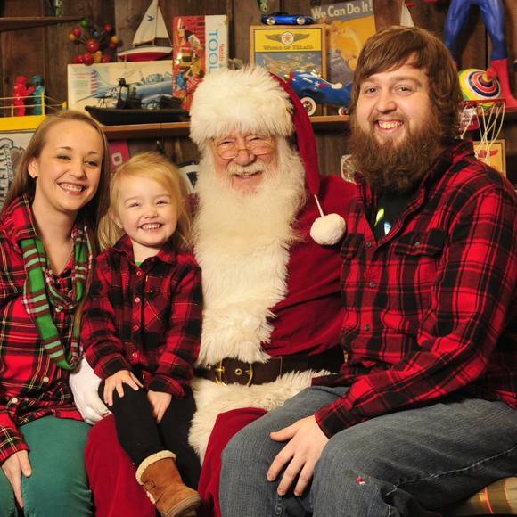 Meet your Posher, Britney - Picture 1 of 1